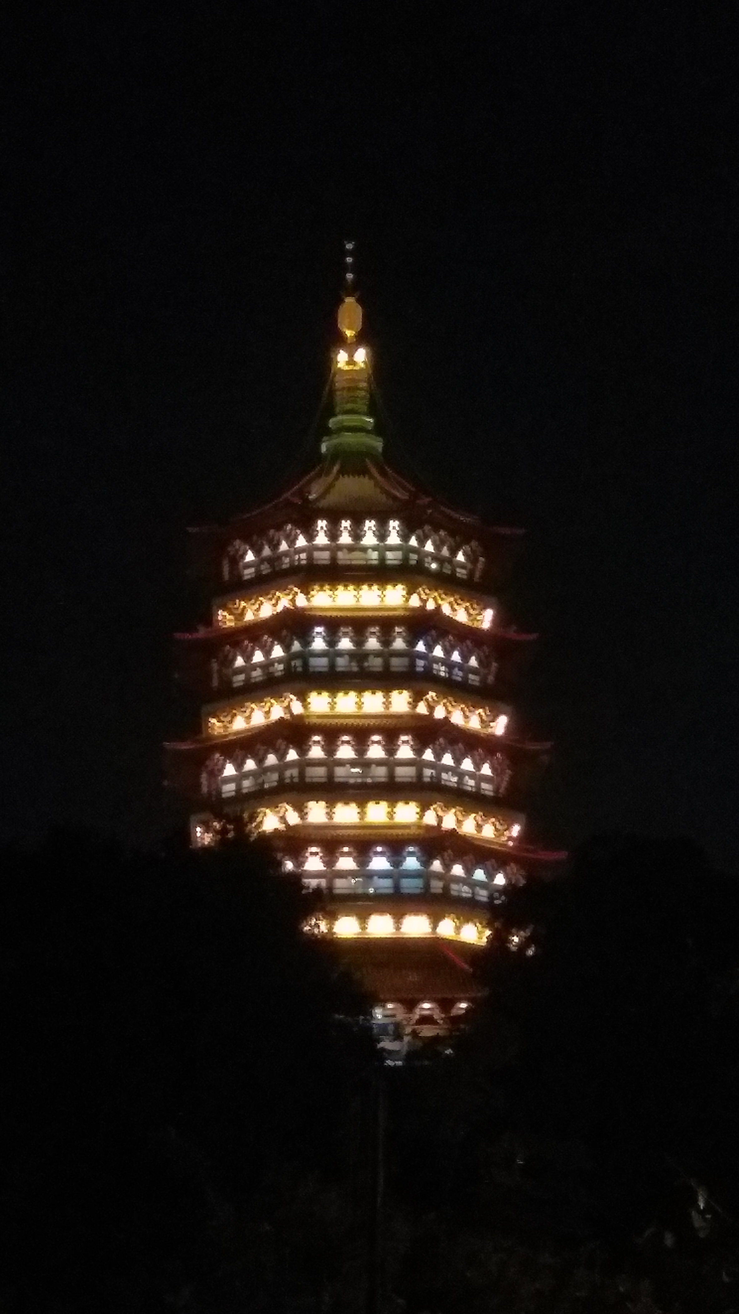 杭州交警西湖景区交通管制入口